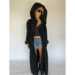 VTG Black Hooded Velvet Flocked Coat Gothic Witchy Wiccan Maxi Cloak Duster Robe